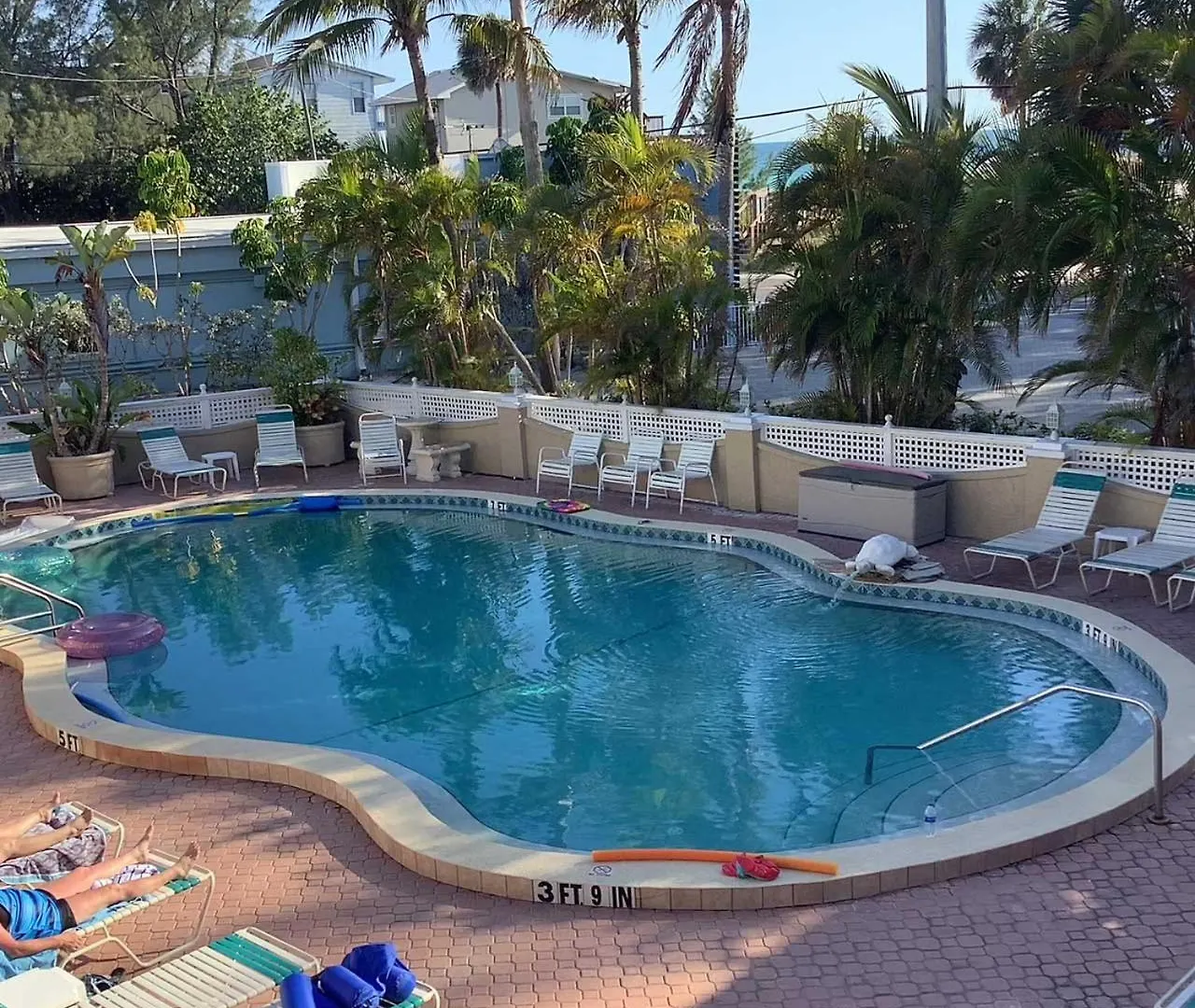 Staying In South Florida: 11 Beach Hotels Compared