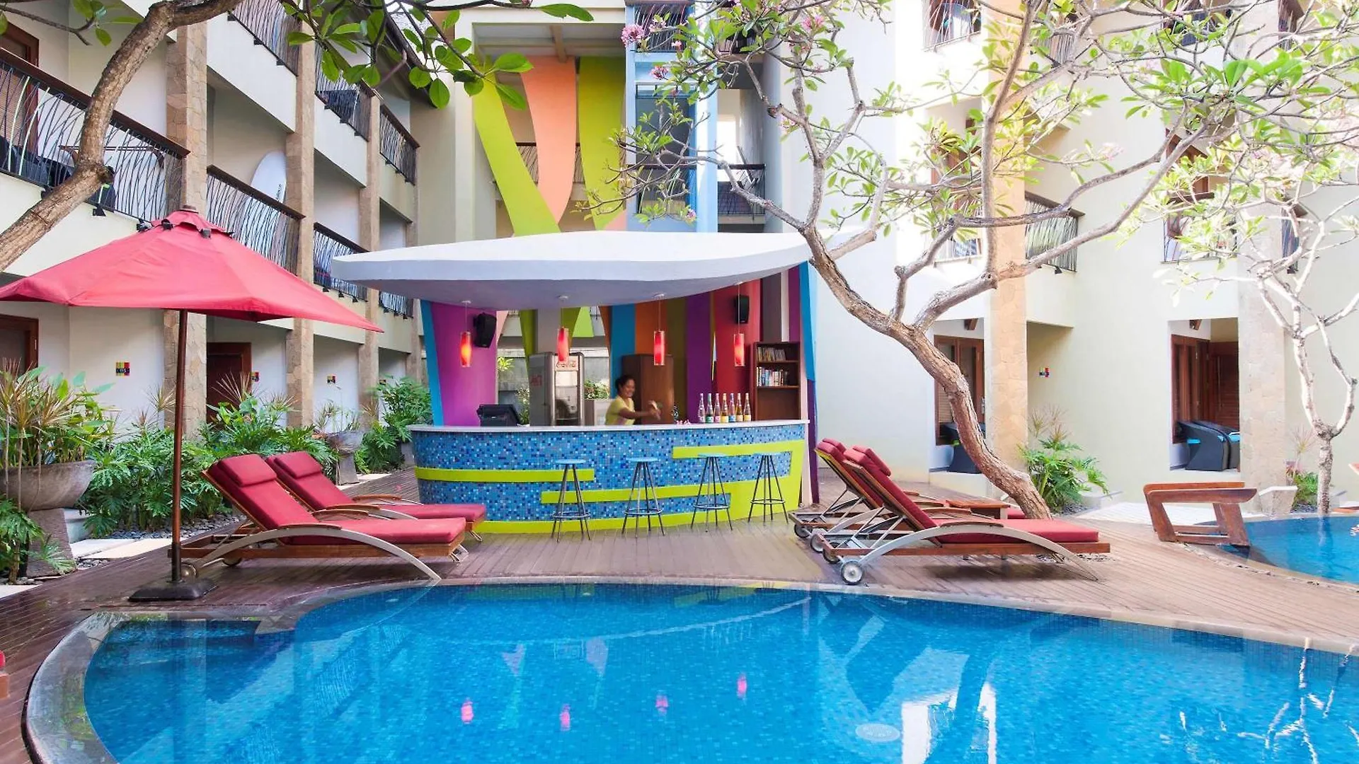 4 Smart Central Hotels in Padma, Legian Worth Booking