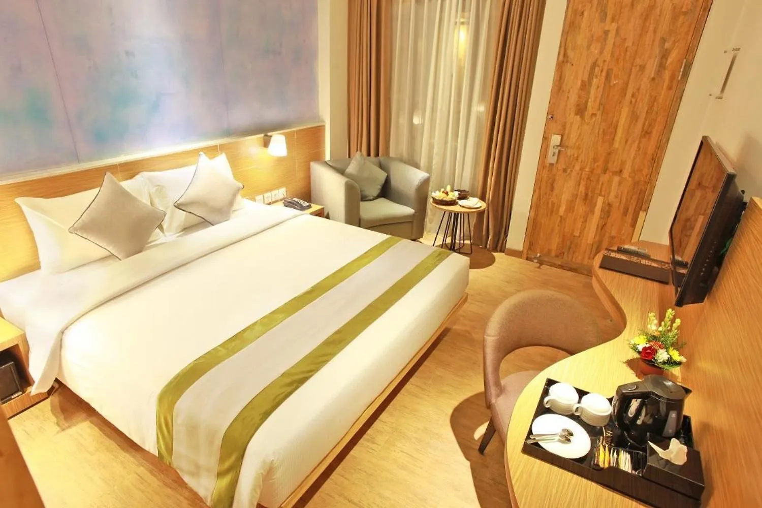 Staying Near Bali Airport: 12 Jimbaran Bay Hotels Compared