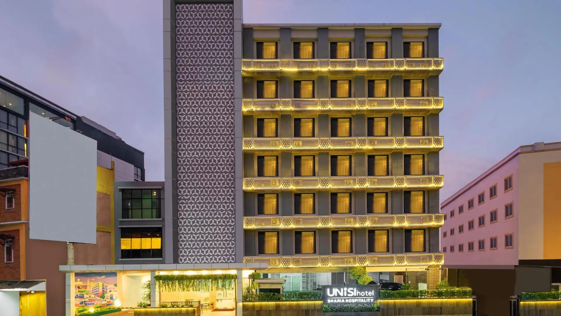 6 Central Hotels in Malioboro Worth Booking in Yogyakarta