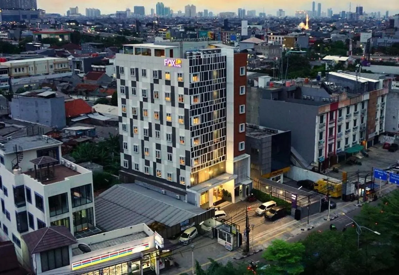 Staying in Grogol: 4 Three-Star Hotels Honestly Compared