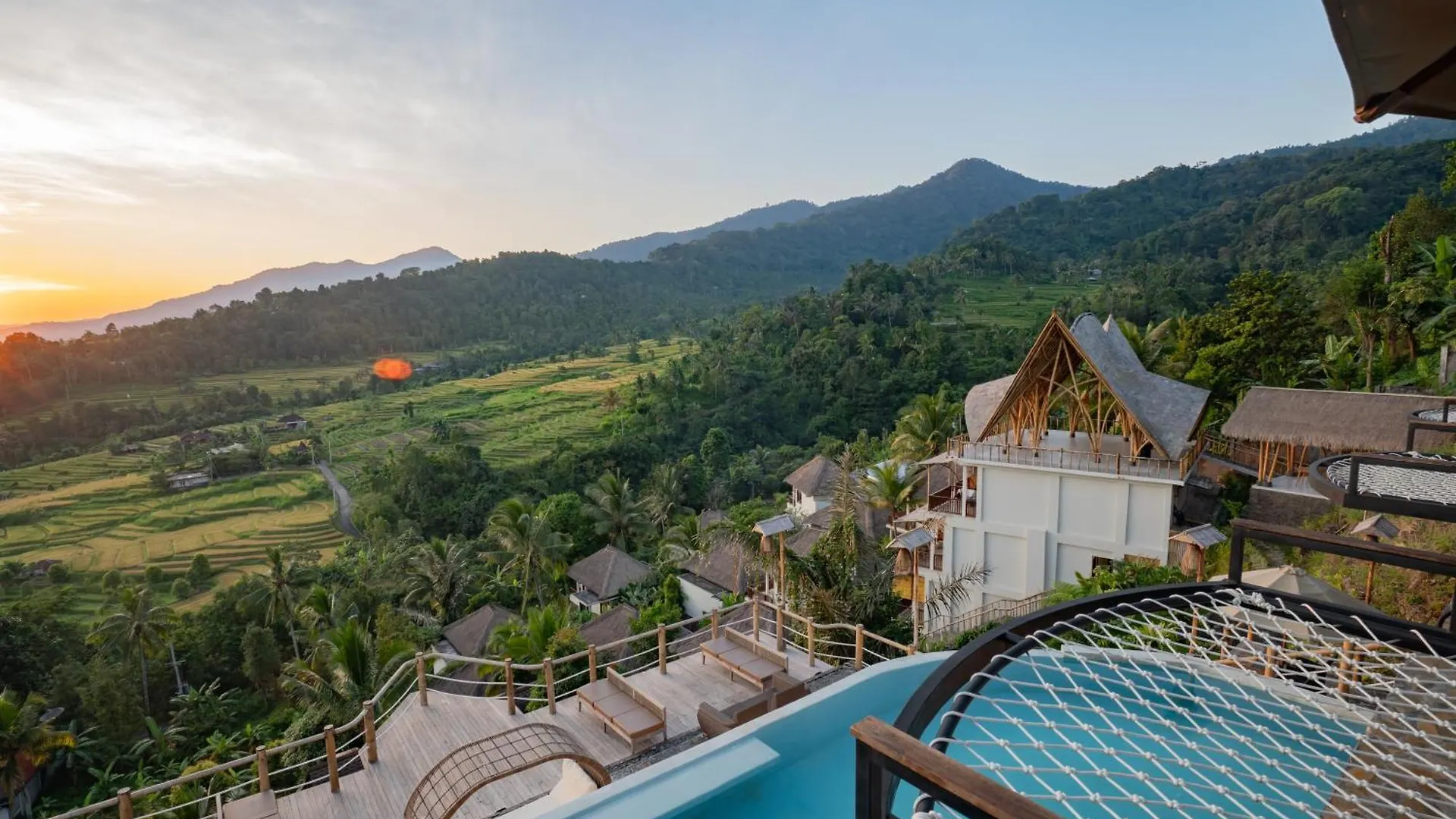 Staying in Indonesia: 11 Spa Hotels Honestly Compared