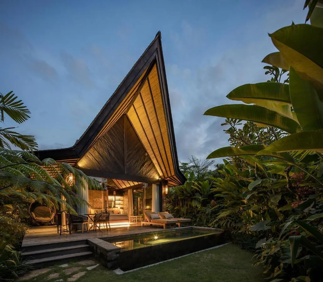Couple Hotels in Indonesia: 13 Romantic Stays Compared