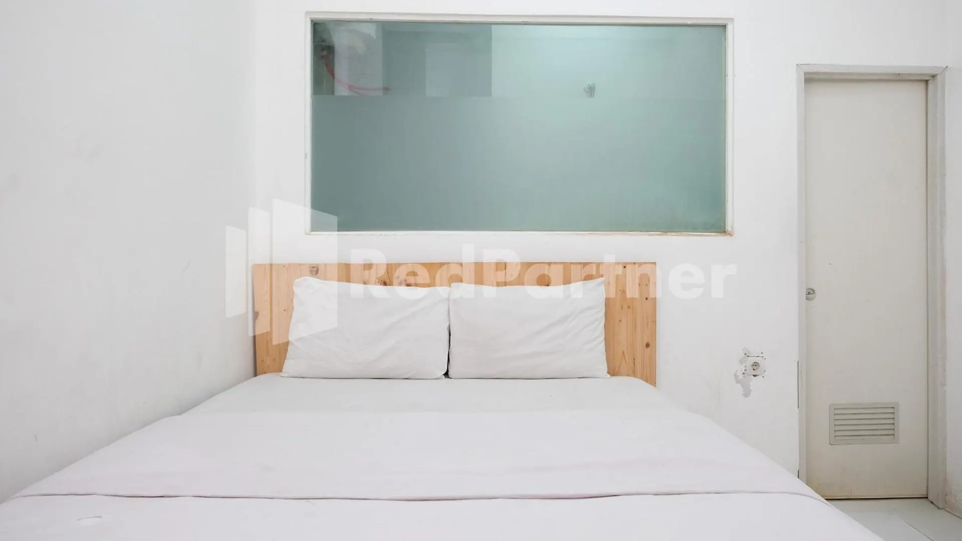Where to Stay in Wirobrajan: 4 RedDoorz Hotels Reviewed