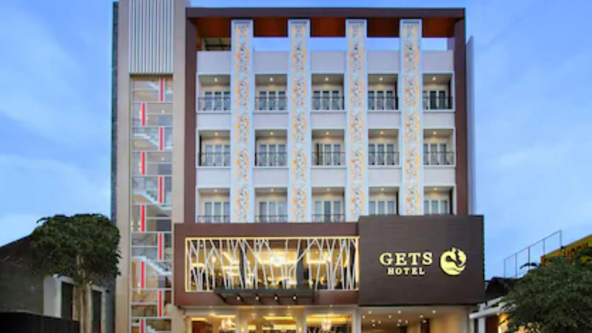 8 Top-Rated Hotels in East Java for Every Traveler