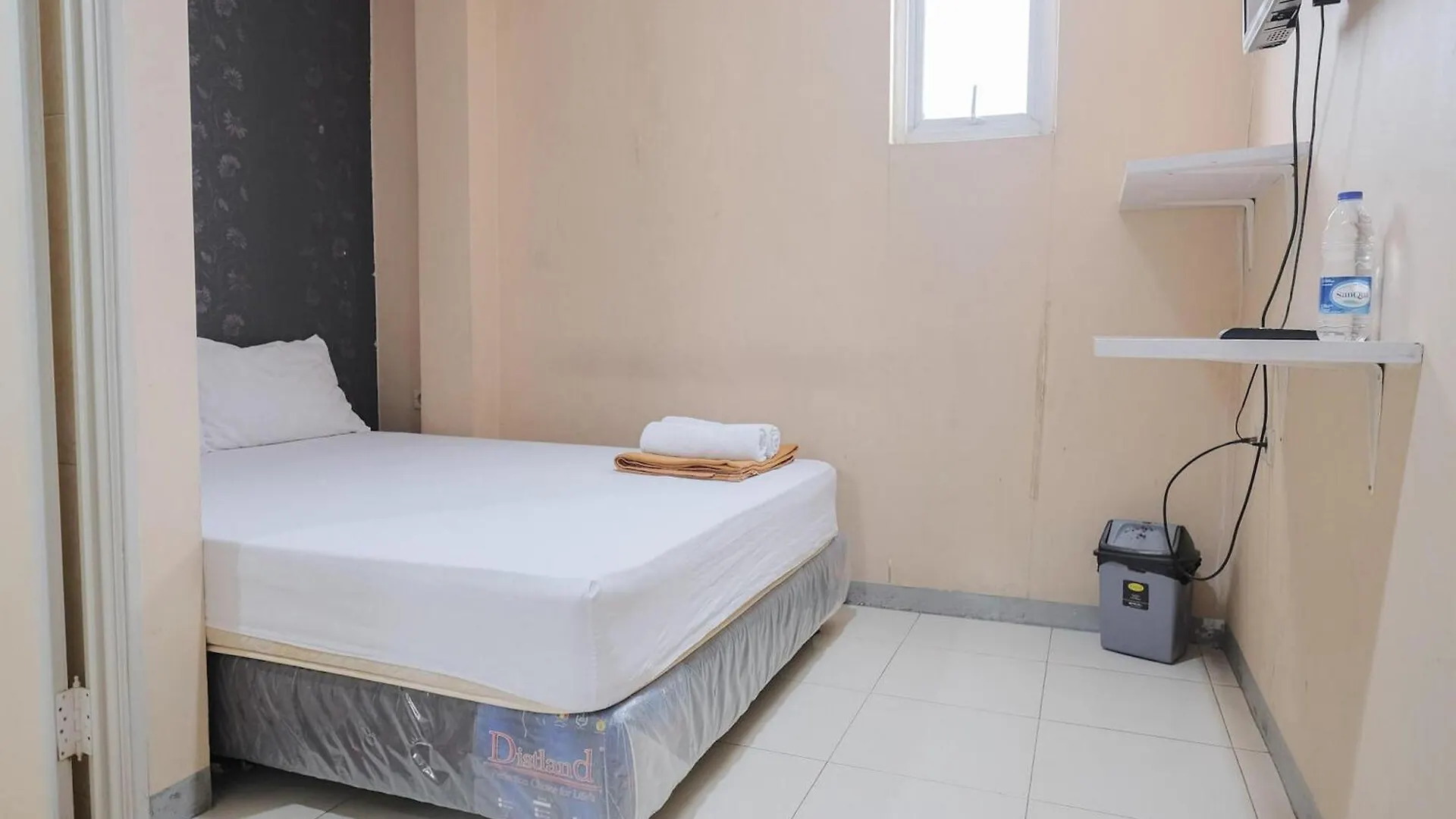 15 RedDoorz Hotels Near Thamrin City Worth Booking