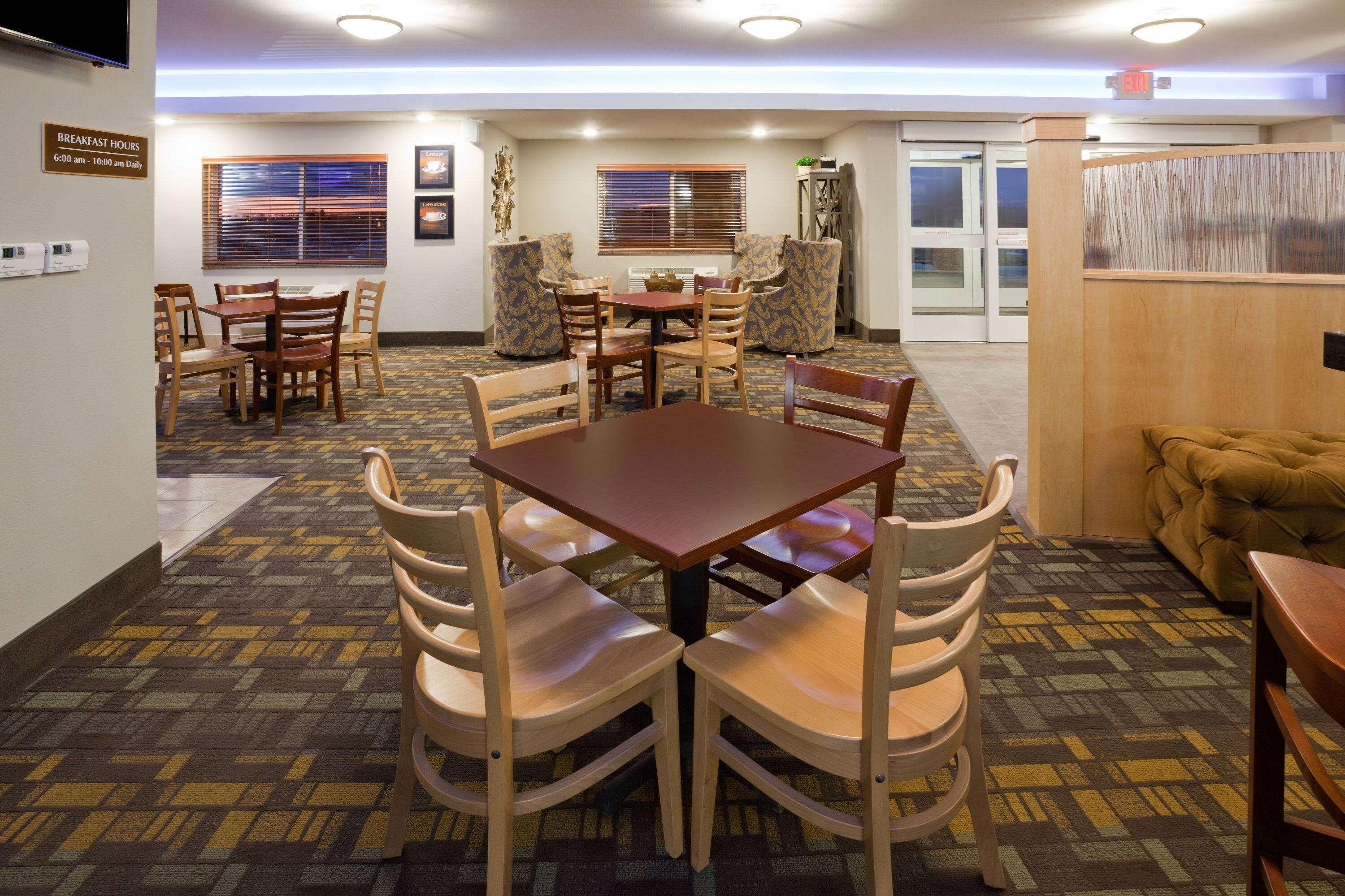 15 Couple Hotels in Iowa Worth Booking This Year