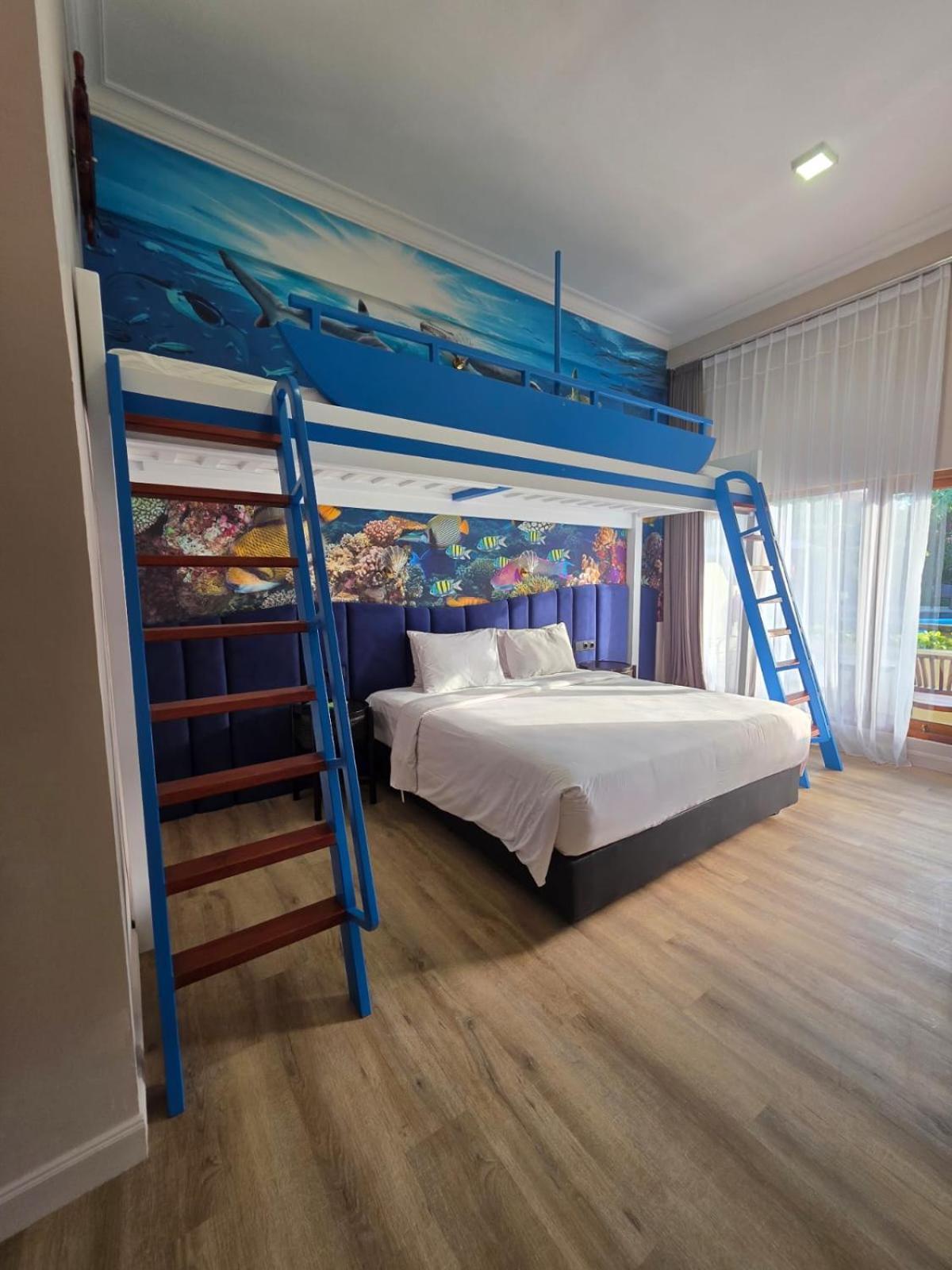 Staying in Sanur Beach: 15 Family Hotels Compared