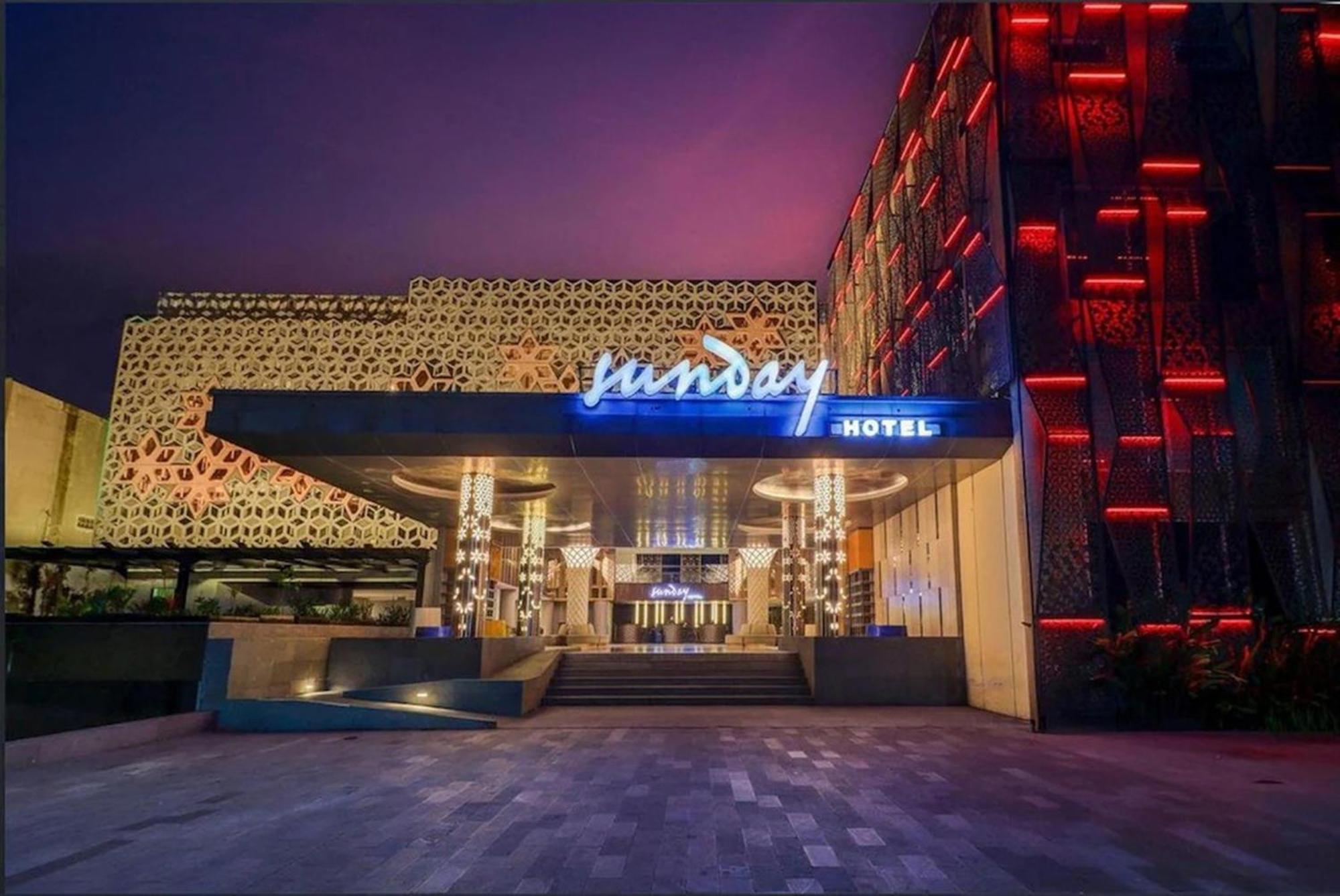 Where to Stay Near Kuta Square: 15 Best Airport Hotels