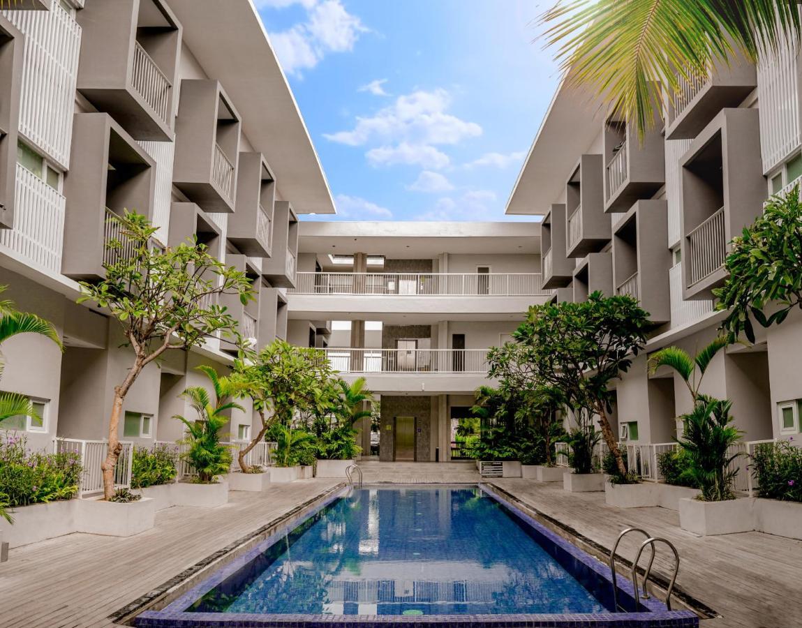 Where to Stay Near Waterbom Bali: 7 Airport Hotels Reviewed