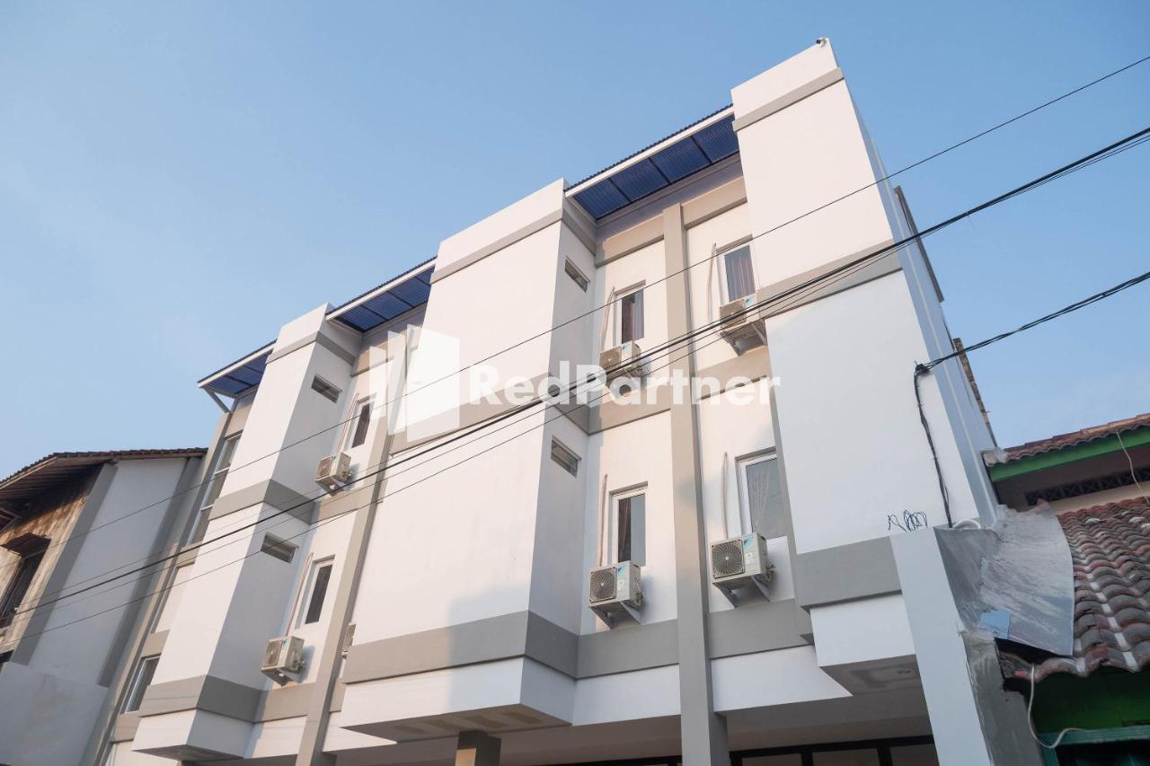 Where to Stay in Malioboro: 4 RedDoorz Hotels Compared